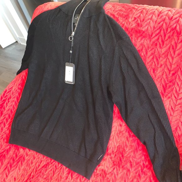 Armani Turtleneck Brand New (with tags) - Picture 3 of 4